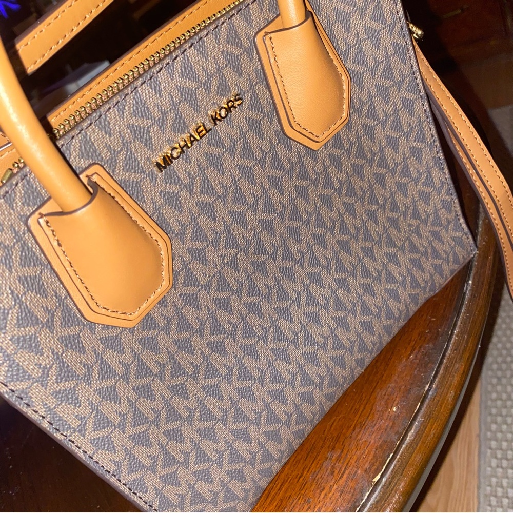Michael Kors Shoulder Bag